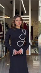 فستان اسود تقيل