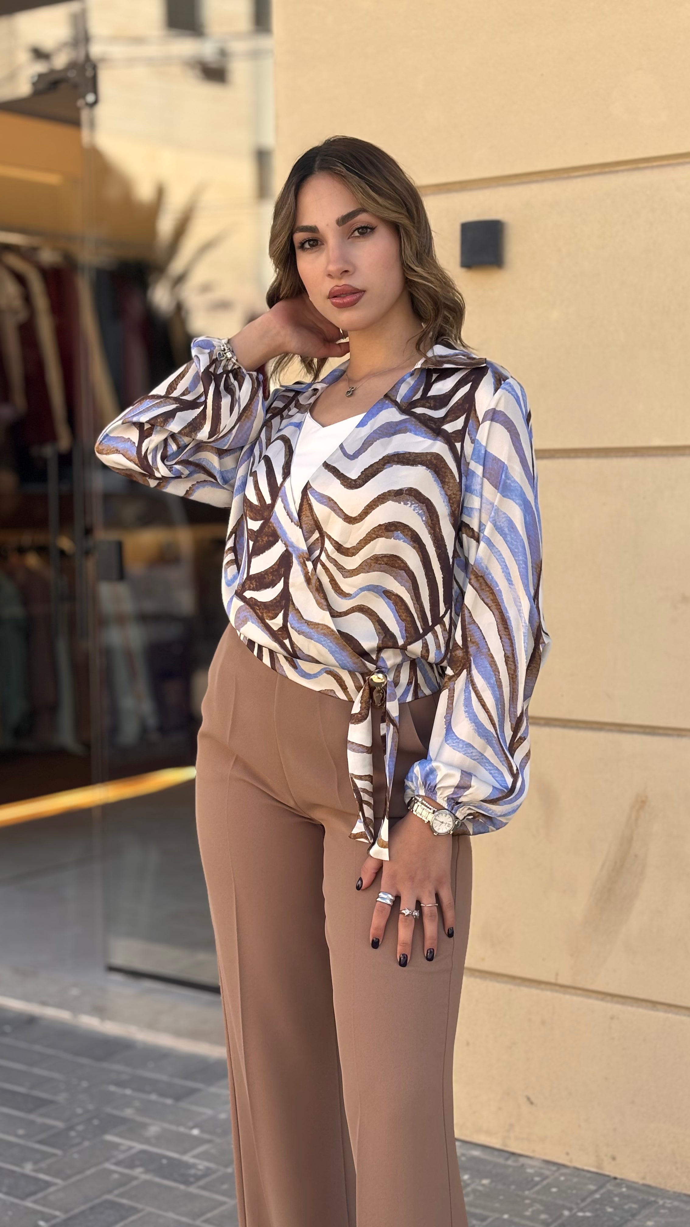 بلوز بستايل مميز وغريب