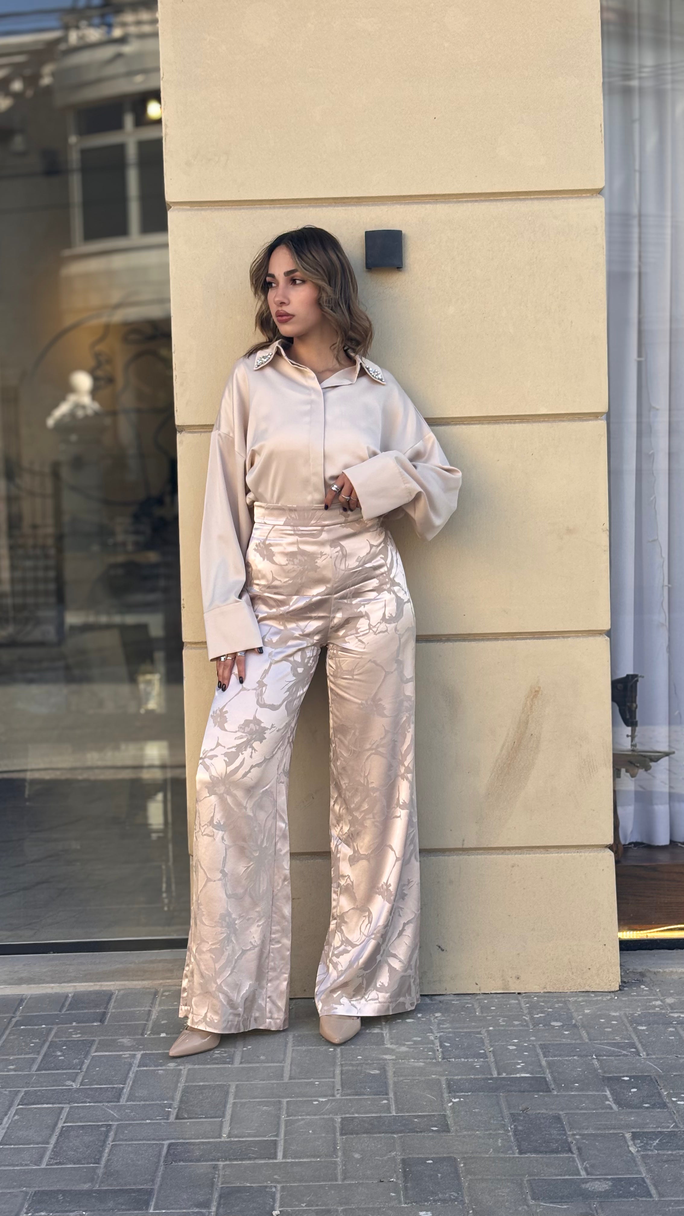 بنطلون ستان بستايل غريب